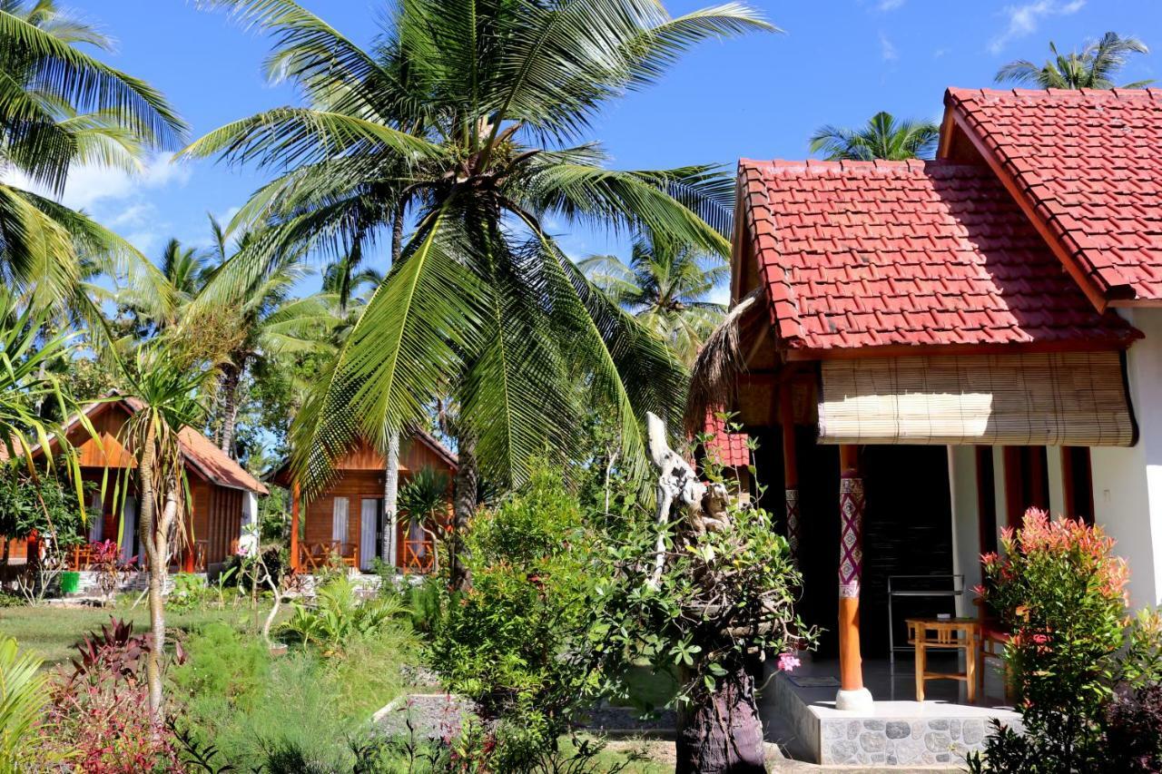 ดางิน กูบู รีสอร์ต แอนด์ เรสเทอรองต์ Hotel Sakti ภายนอก รูปภาพ